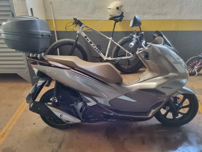 Vendo Honda PCX 150 DLX ABS