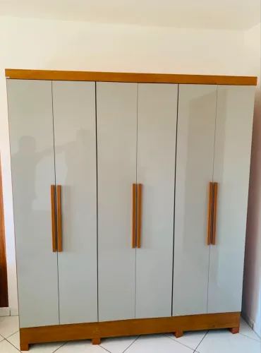 Guarda Roupa casal 6 portas