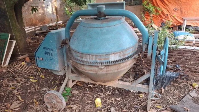 Betoneira 400L