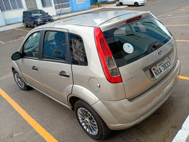 Preço de Ocasião! Ford Fiesta Hatch 1.0 2012 Ótimo Estado <br>