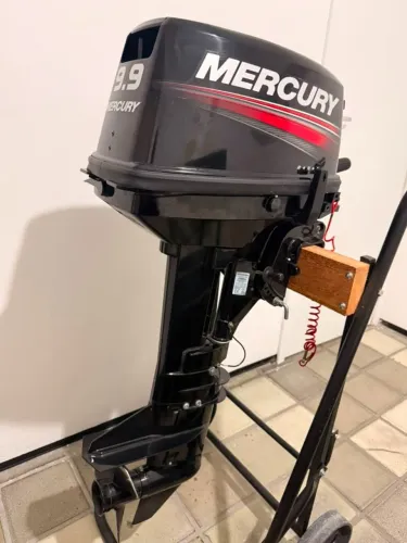 Motor Mercury 9.9hp praticamente zero