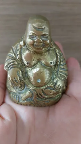 Estatueta de Buda em bronze maciço 
