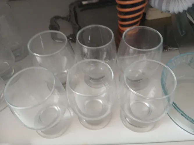 6 copos de vidro por 20 reais