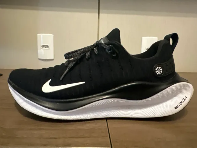 Tênis Nike React X Infinit Run 4