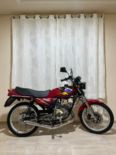 YAMAHA RD 135