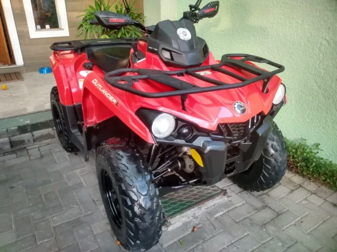 Quadriciclo can-am 450 4x4