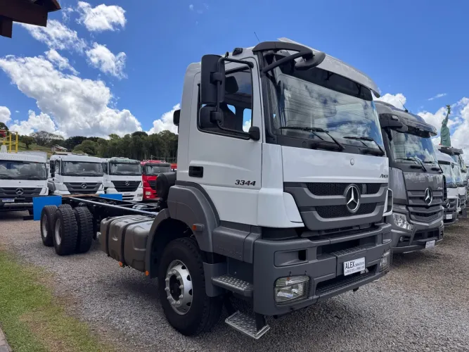 Axor 3344 ano 2021 plataforma