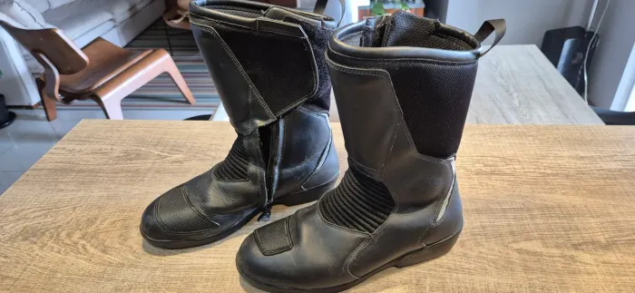Bota BMW Impermeável