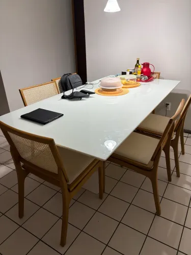 vendo conjunto de mesa 1x2m e seis cadeiras