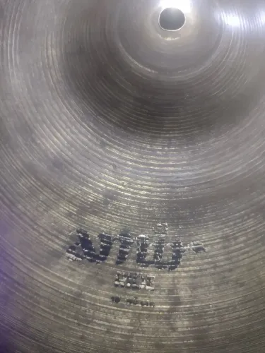 Prato de bateria Ride 18" Zildjan