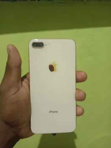 iPhone 8 Plhis