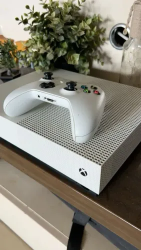 XBOX ONE 500GB +2 CONTROLES