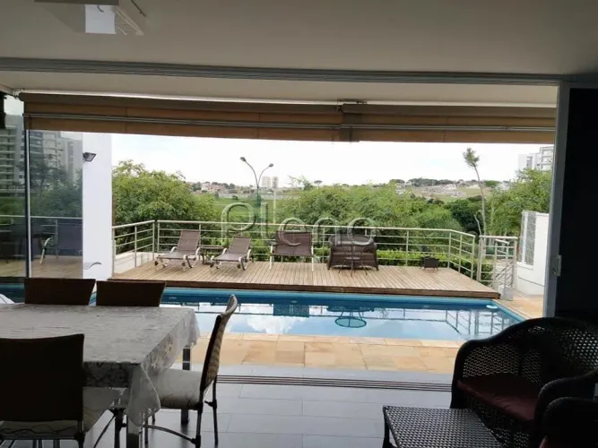 Sobrado à venda em Campinas, Swiss Park, com 4 suítes, com 500 m²