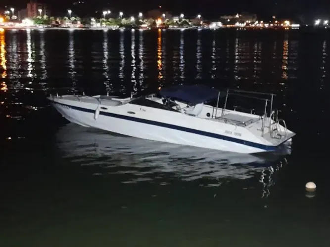 Lancha Cris carff 34 pes