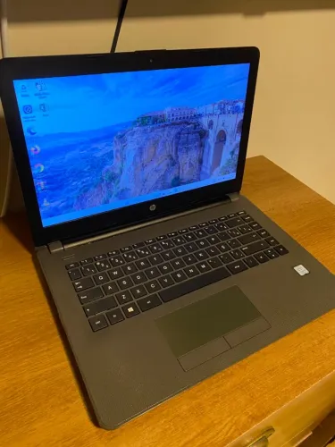 Notebook HP i5 7ª geração, Memória 8GB DDR4, SSD 240GB, Bateria BOA! Pra sair rápido!