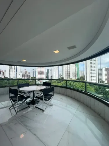 apartamento com 4 quartos em Casa Forte - Recife - PE