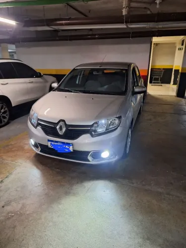 Renault Logan Expres./exp. UP Hi-flex 1.0 16V 4P 2015