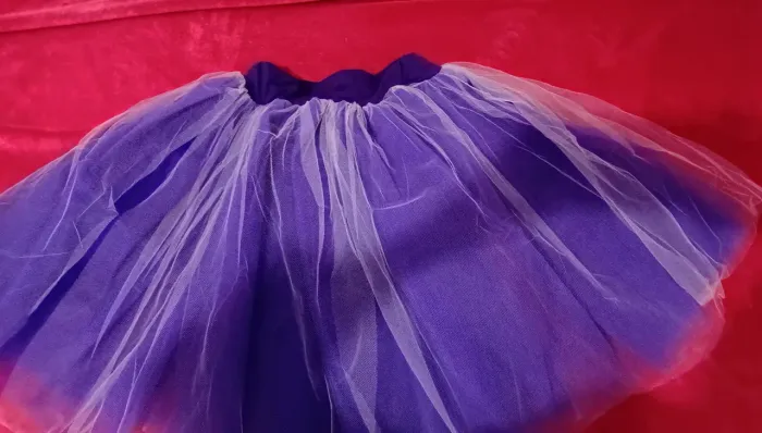 Saia de tule adulto com duas cores 