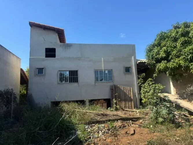 Casa em lote de 360 metros em fase de acabamento, Jaboticatubas.
