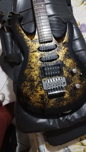 Guitarra washburn