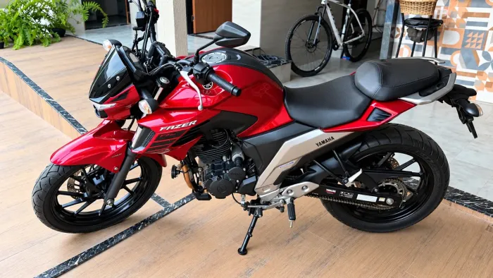 Yamaha Fazer FZ25 250 ABS 2022 - 19 mil km - Muito conservada