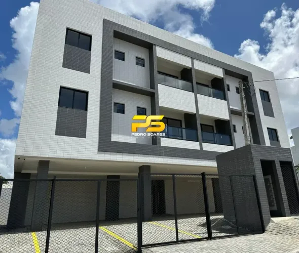 Apartamento com 2 dormitórios à venda, 50 m² por R$ 205.000 - José Américo de Almeida - Jo