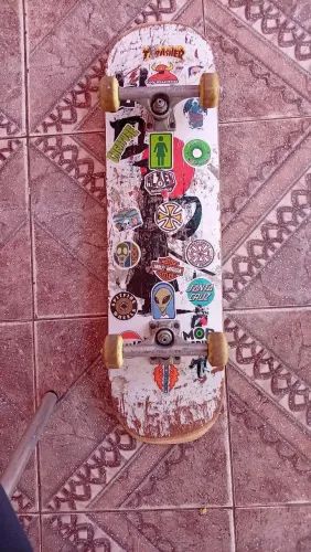 Skate profissional usado