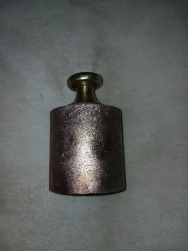 Peso de balança antiga em bronze com 5kgs