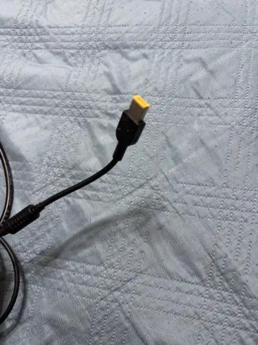 Fonte Carregador Para Notebook Lenovo 20v 6,75a 135w Conector 11mm X 4mm