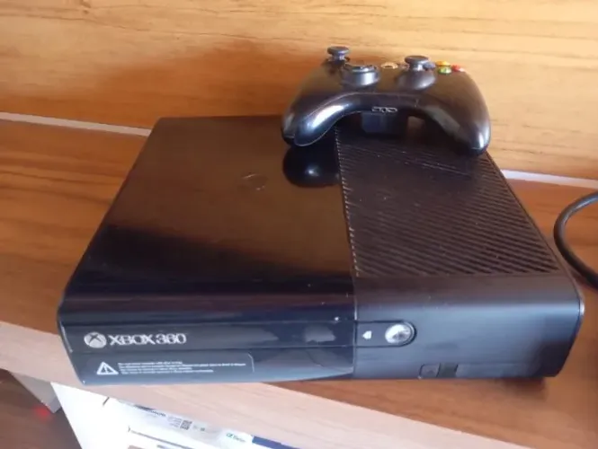 Xbox 360 Super Slim