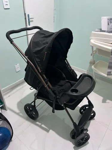 Carrinho de Bebê em Ótimo Estado de Conservação - Confortável e Prático