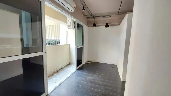 Sala para alugar em Cotia, Granja Viana, com 45 m², The Square Open Mall