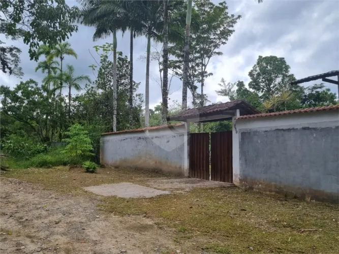 Chácara a venda em Itanhaém, litoral sul de São Paulo.