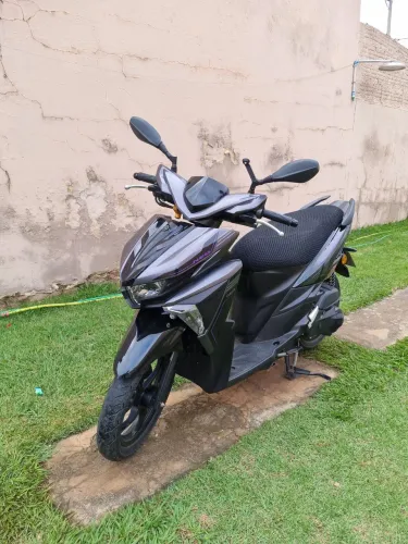 Moto yamaha neo 125 2025