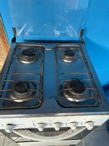 Vendo fogão 4 bocas