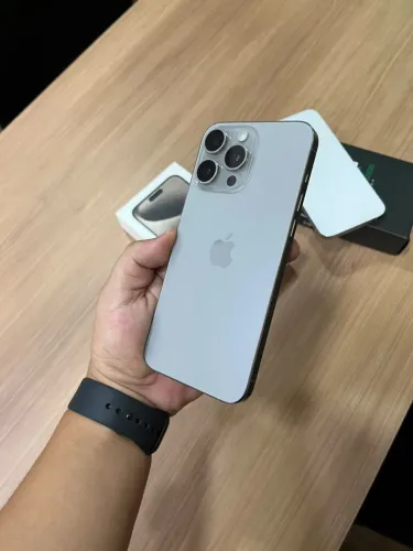 iPhone 15 pro maxx 256gb impecável / entrego nessa quinta feira