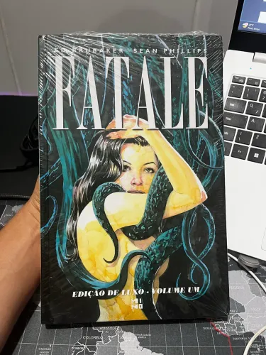 Fatale Vol. 1 Ed Brubaker - Novo 