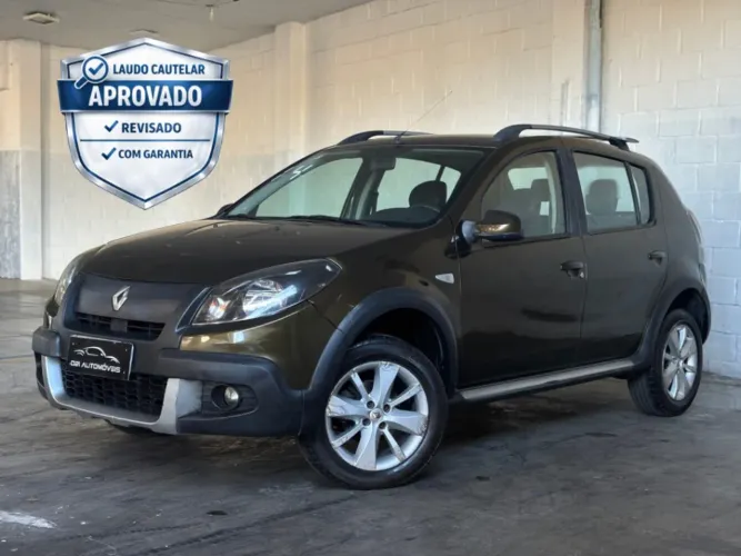Renault Sandero Stepway Flex 1.6 16V 5P 2014