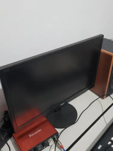 Monitor AOC 20P VGA