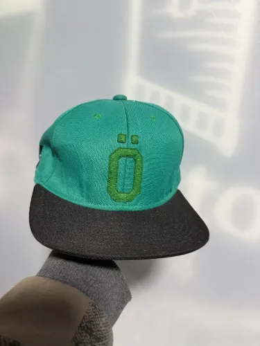 Boné Snapback ÖUS