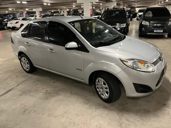 Ford Fiesta Sed. 1.6 8V Flex 4P 2011