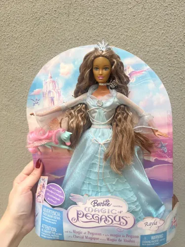 Boneca Barbie Rayla magia de aladus com caixa