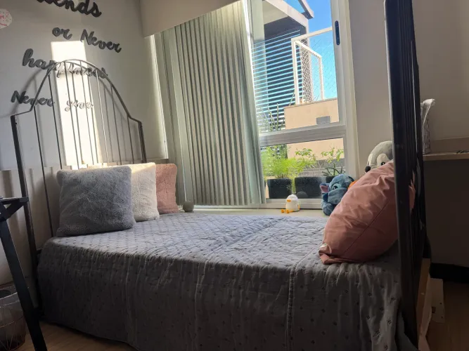 Cama de ferro estilo princesa