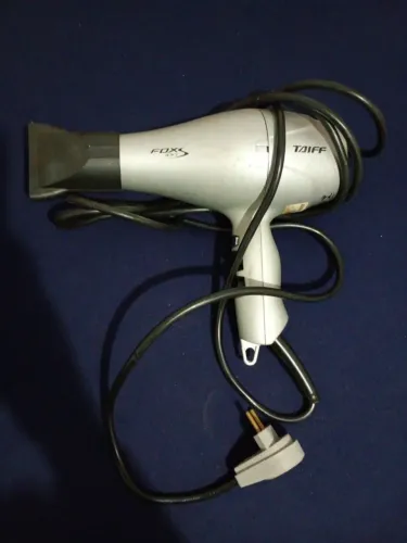 Secador Taiff profissional - potente e funcionando perfeitamente