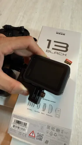 GoPro 13 Black + 2 Baterias + Acessorios