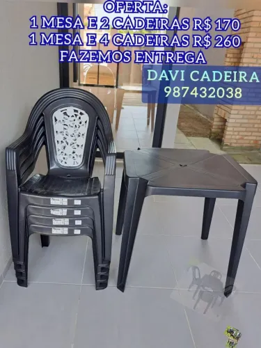 MESA MAIS CADEIRA DE PLASTICO DNDMD QUADRADA 