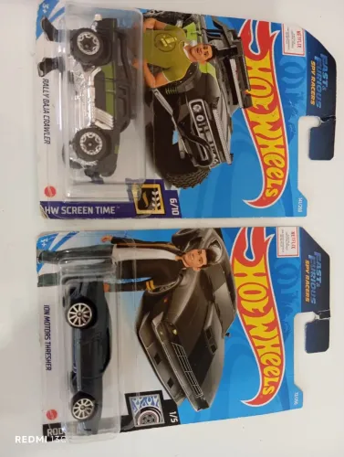 Dupla de Miniaturas Fast & Furious Hotwheels escala 1/64