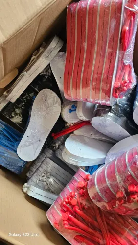 LOTE DE MAIS DE 200 PARES DE CHINELOS SUBLIMAÇÃO