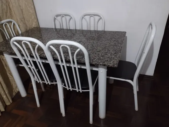 Mesa de pedra granito