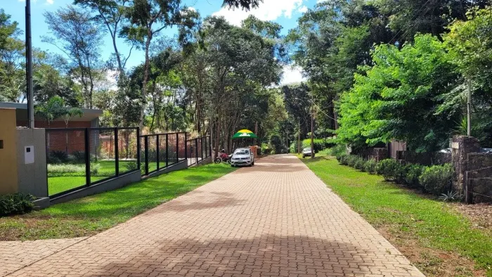 Lote para venda no Condomínio Mae terra